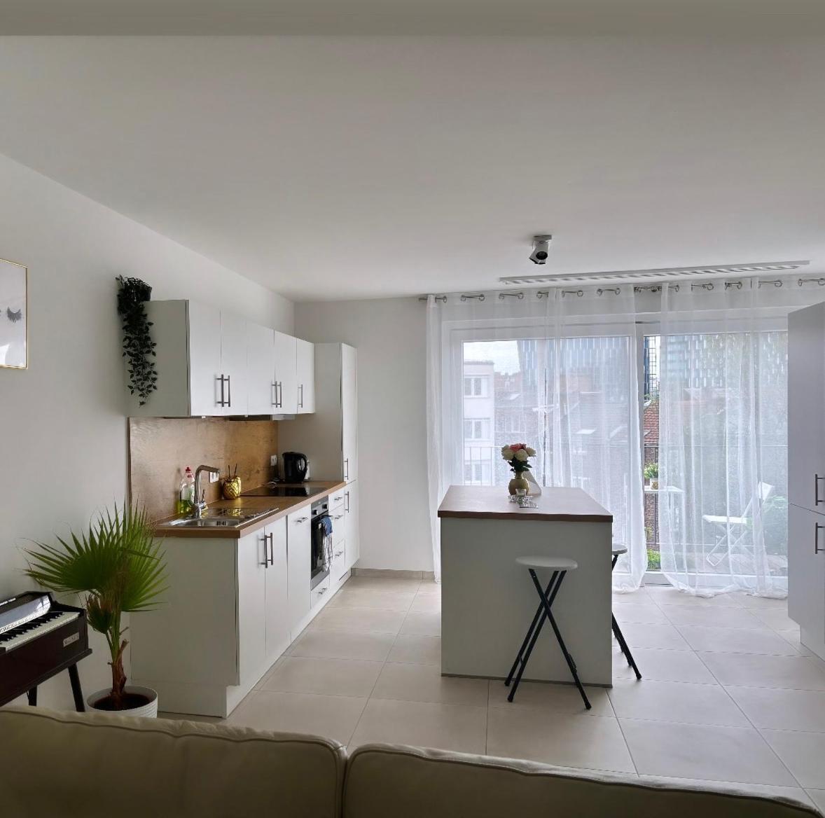 2 Bedrooms Luxury Apartment - Guillemins لييج المظهر الخارجي الصورة
